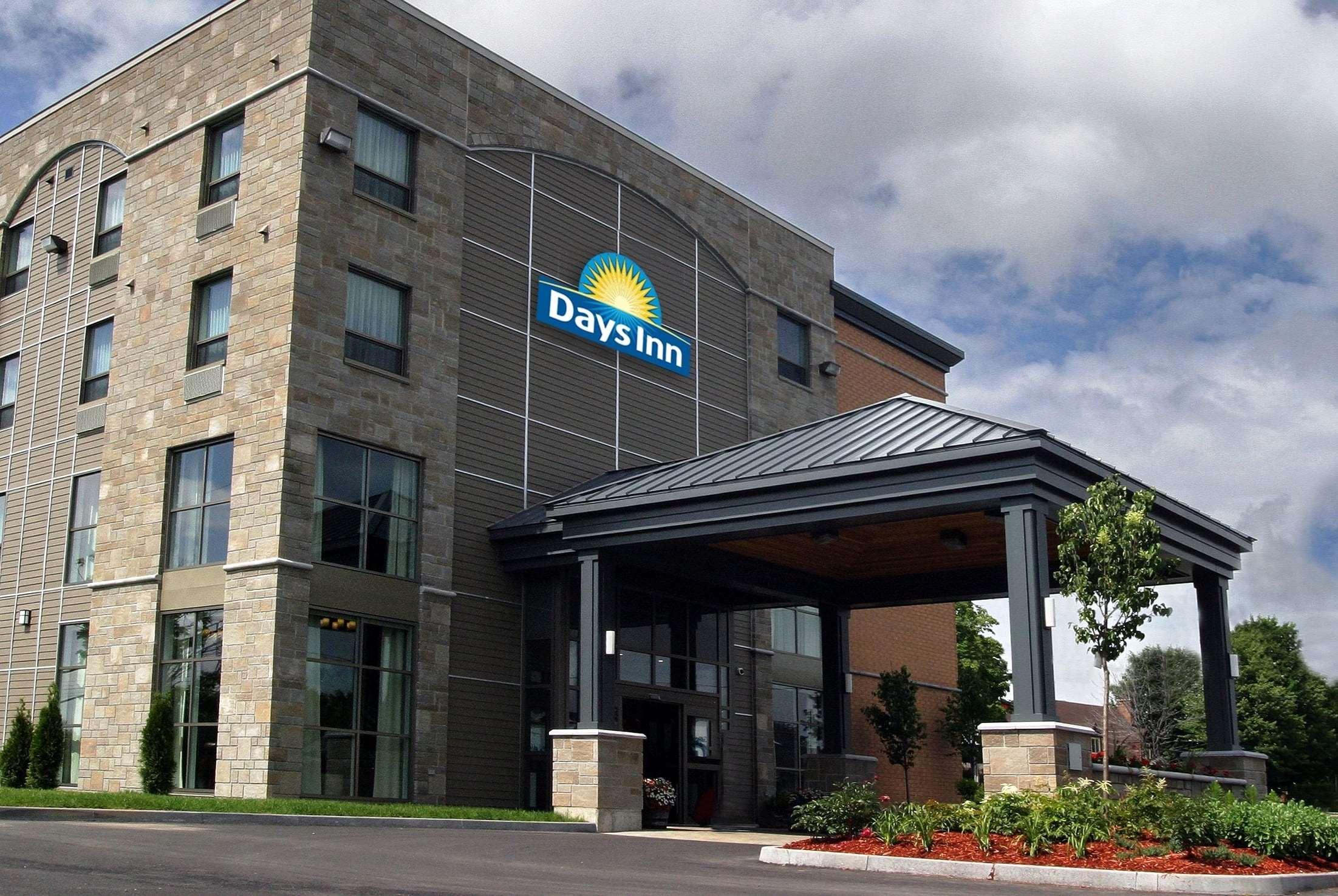 Days Inn By Wyndham Lévis Exterior foto